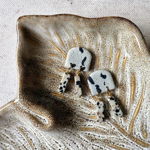 Fall Collection: Dalmatian Double bar Earstuds